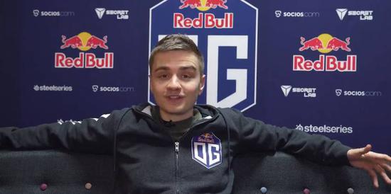 林坚在电竞比赛中的精彩表现分析